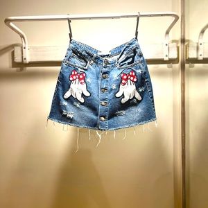 Zara X Disney trafaluc denim collaboration mini mouse hand appliqué size small